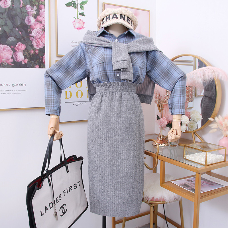 Set modern pentru femei din trei părți în două culori