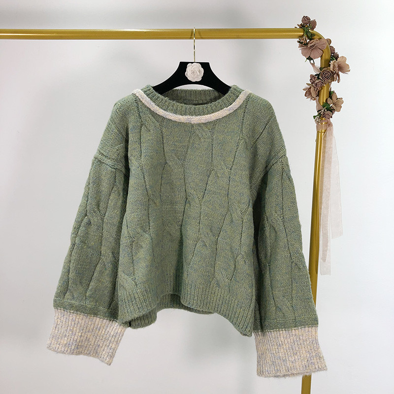 Pulover scurt de dama in trei culori - model larg