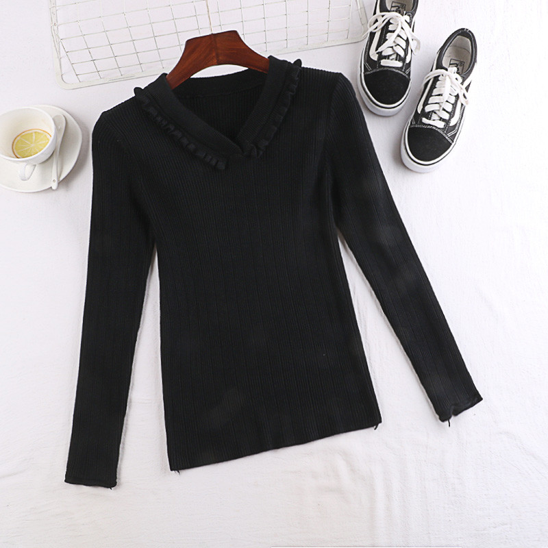 Bluză de damă în mai multe culori cu mâneci lungi și decolteu în V