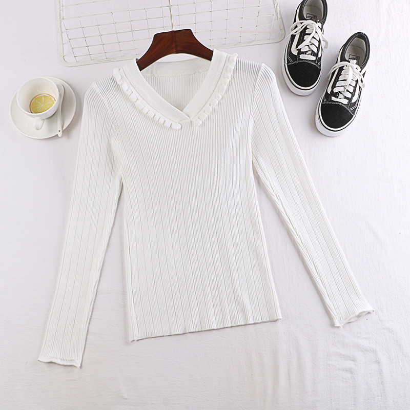 Bluză de damă în mai multe culori cu mâneci lungi și decolteu în V