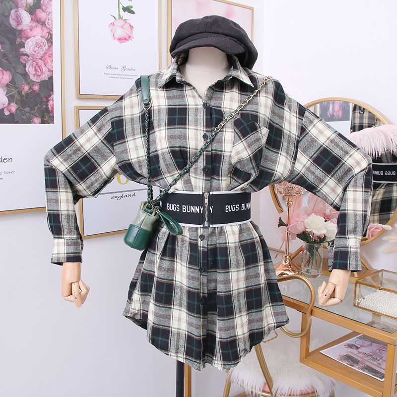 Camasa de dama in carouri model nou cu nasturi si curea verde si negru