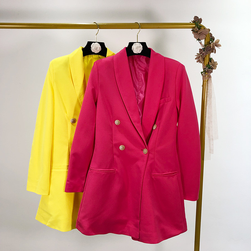 Дамско дълго модерно сако с копчета в два цвята