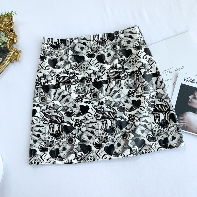 Lezser női szoknya magas derékkal, színes nyomattal