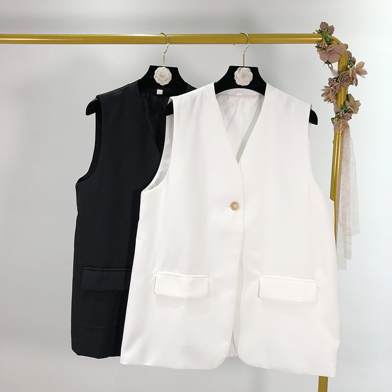Дамски елек - широк модел в бял и черен цвят