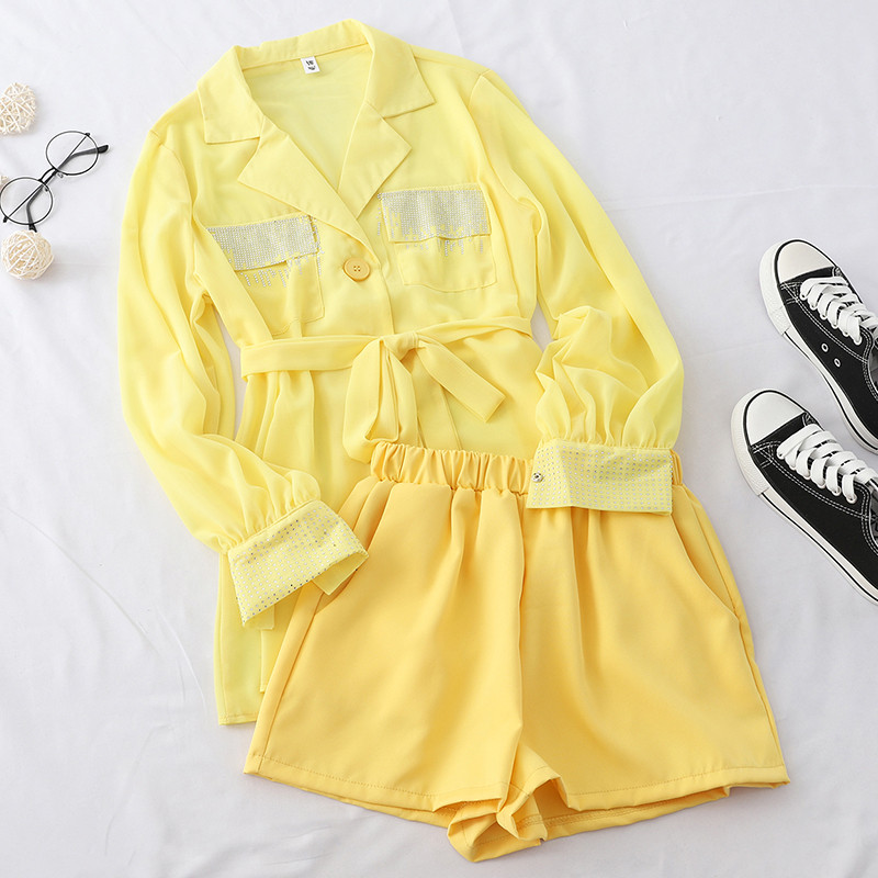 Set elegant pentru femei din două părți cu pietre în negru, alb și galben