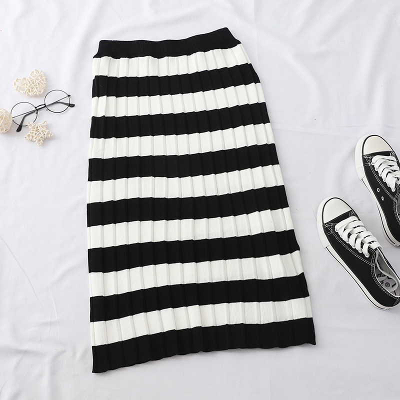 Раирана дамска пола с висока талия в два цвята