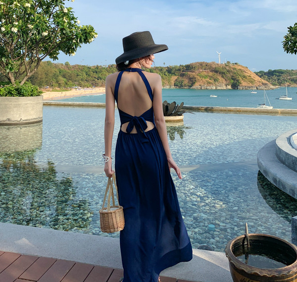 Rochie moderna de dama lunga in albastru cu model floral