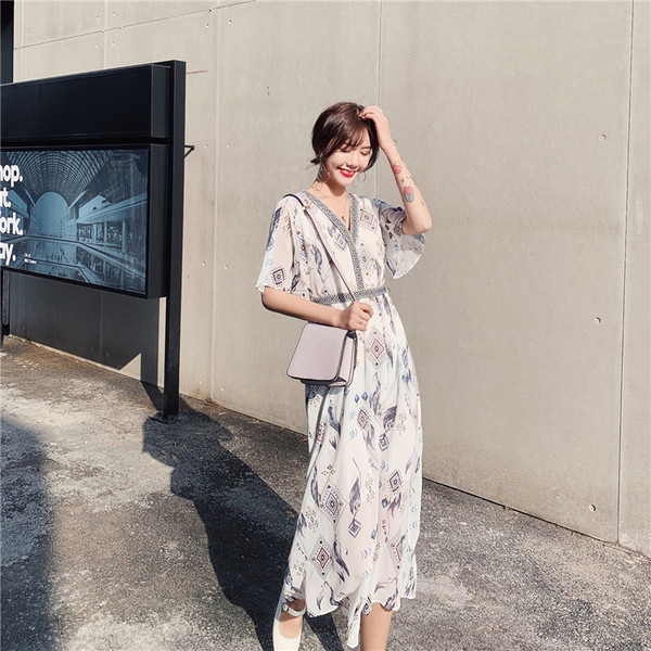 Γυναικείο casual  φόρεμα σε λευκό χρώμα