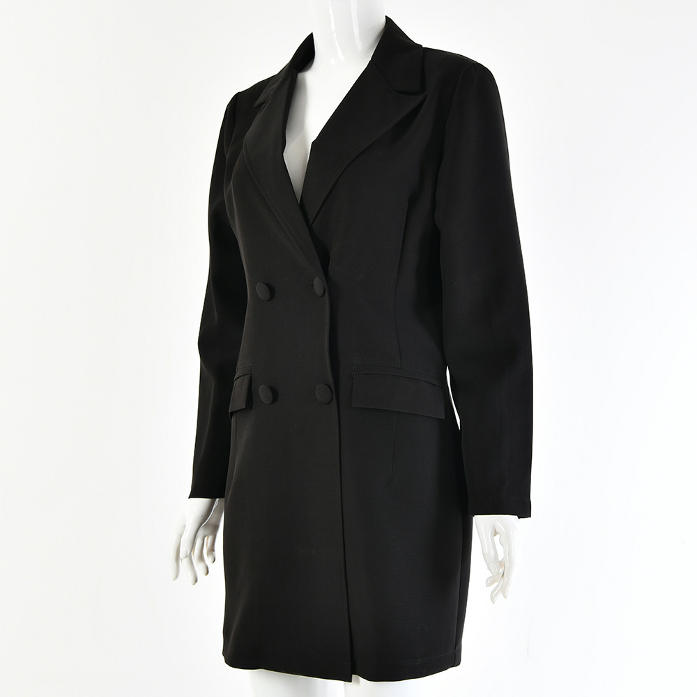 Γυναικείο σακάκι σλιμ  με διπλό κουμπιά σε μαύρο, ροζ και λευκό χρώμα