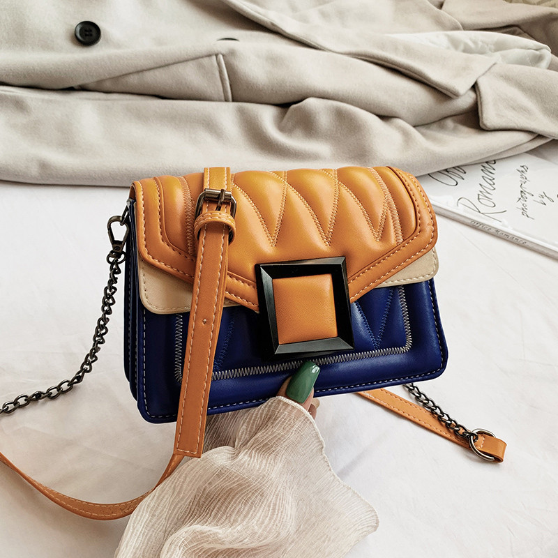 Geanta de dama din piele ecologica cu inchidere metalica