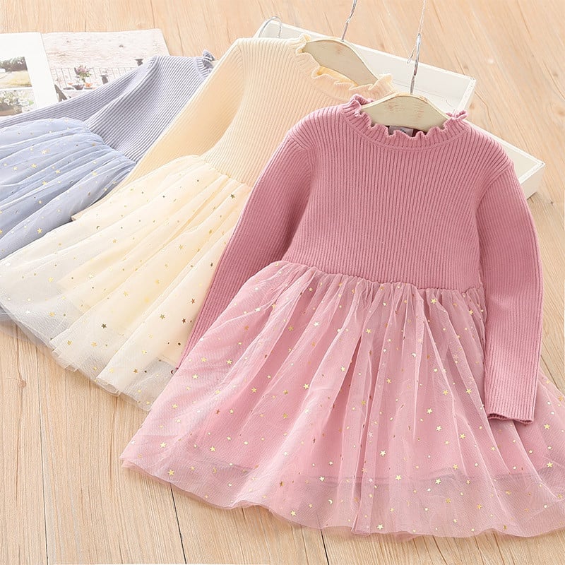 Нов модел детска рокля с пола от тюл в бежов,син и розов цвят