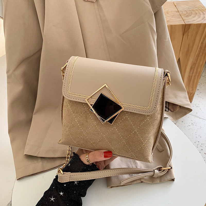 Geanta de dama cu lant metalic in mai multe culori