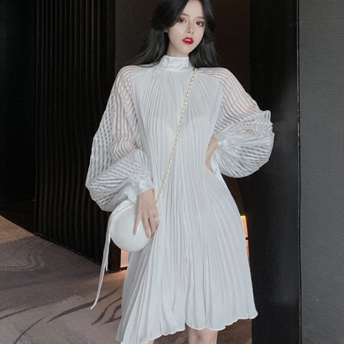 Rochie de dama moderna plisata cu maneci lungi