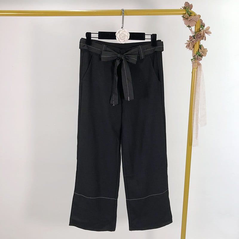 Дълги панталони в черен цвят с връзки - прав модел