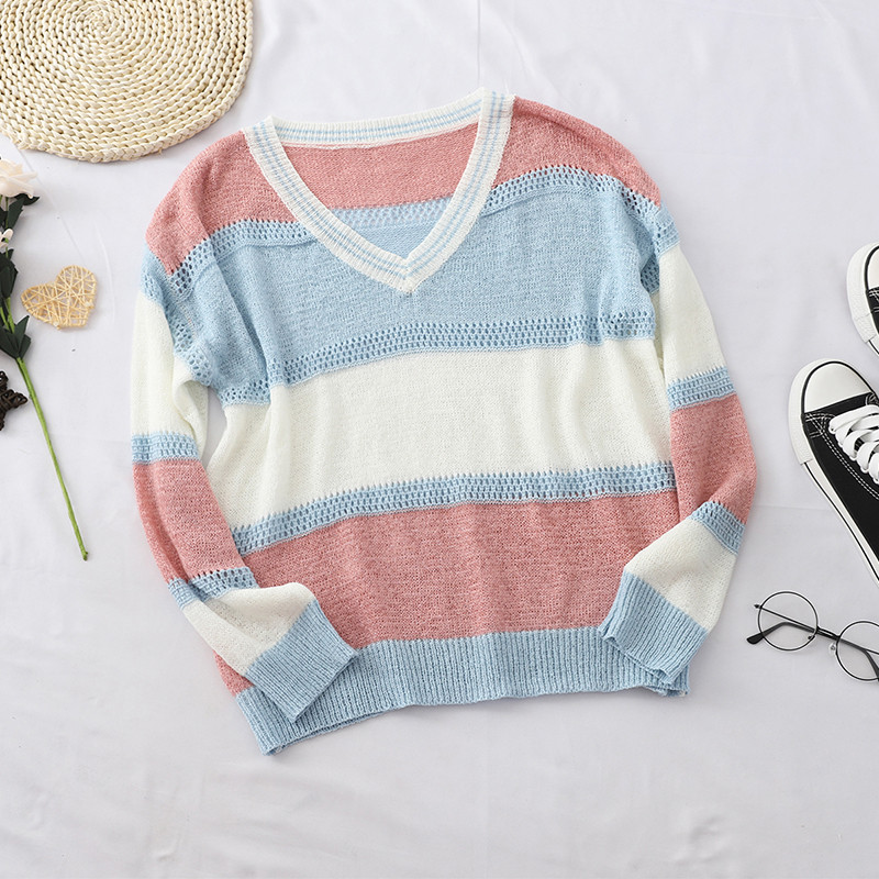 Γυναικεία μπλούζα σε τρία χρώματα με μακρύ μανίκι και V-neck