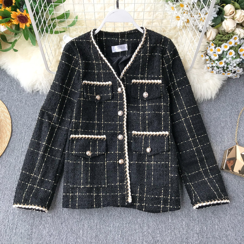 Geaca de dama eleganta cu buzunar si nasturi in alb-negru