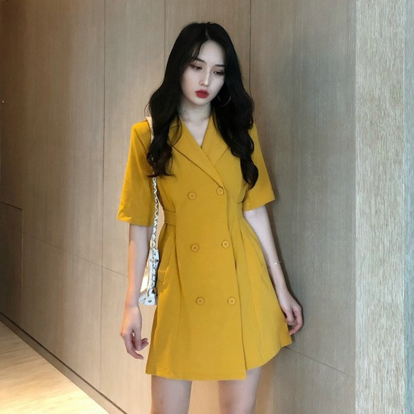 Γυναικείο φόρεμα σε δύο χρώματα με λαιμόκοψη