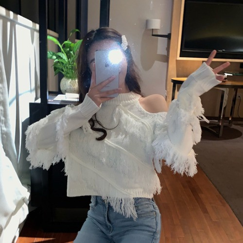 Pulover de dama modern in doua culori cu umerii goi