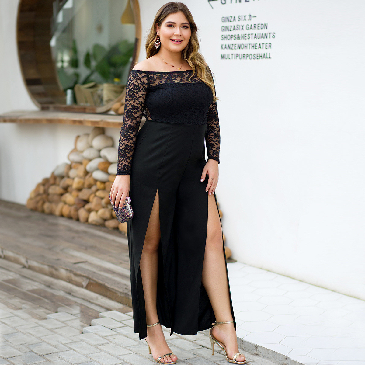 Νέο μοντέλο γυναικεία ολόσωμη φόρμα με δαντέλα σε μαύρο χρώμα