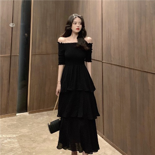 Rochie modernă de damă în două culori cu mâneci căzute