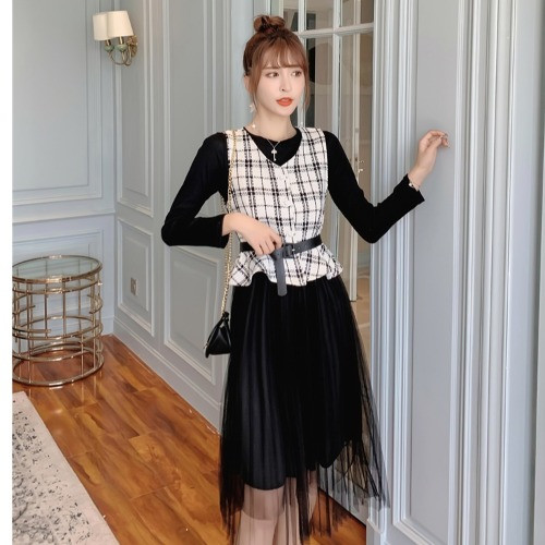 Rochie de dama actuala model nou + vesta in doua culori