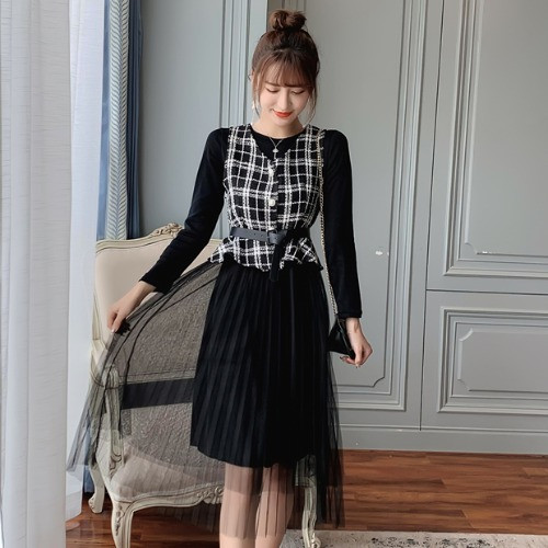 Rochie de dama actuala model nou + vesta in doua culori