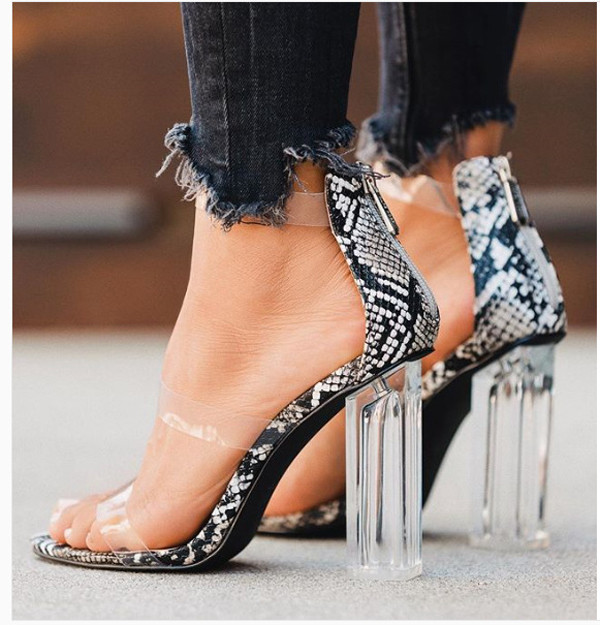 Модерни дамски сандали на висок ток с животински десен 