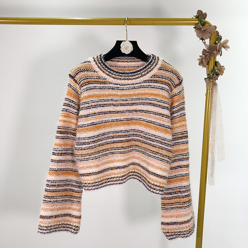 Pulover scurt cu dungi cu maneci lungi si late