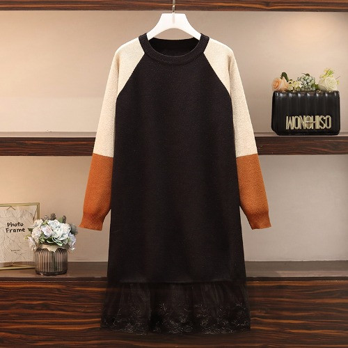 Rochie de iarna dama realizata din tricotat subtire cu dantela in doua culori