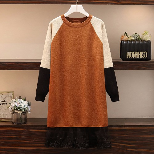 Rochie de iarna dama realizata din tricotat subtire cu dantela in doua culori