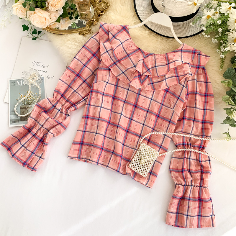 Bluză casual de damă cu cravate în verde și roz