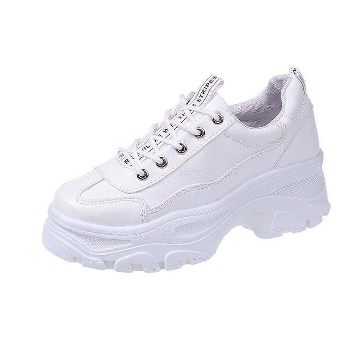 Tenisi moderni de toamna de dama cu model animal si in culoarea alba