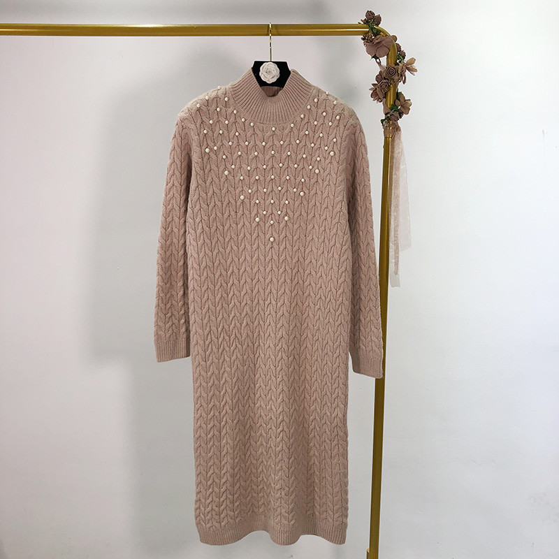 Rochie lunga tricotata cu decor - perle in trei culori