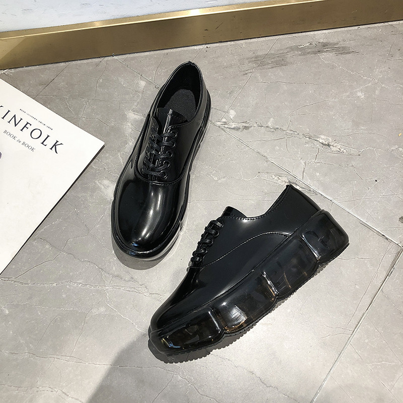 Pantofi casual de dama in negru, cu talpa inalta si sireturi