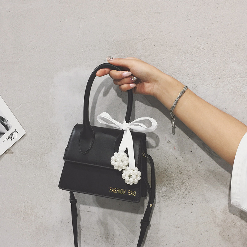 Geanta de dama cu perle si cravata in mai multe culori