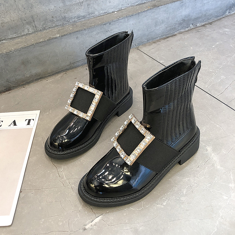 Ghete de dama moderne cu element metalic in negru