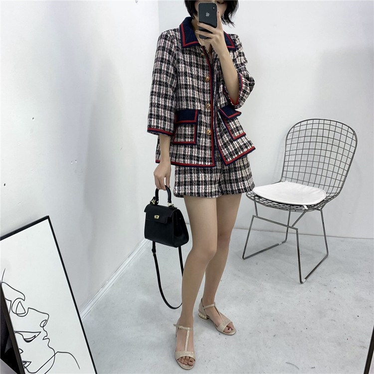 Pantaloni dama in carouri cu talie elastica