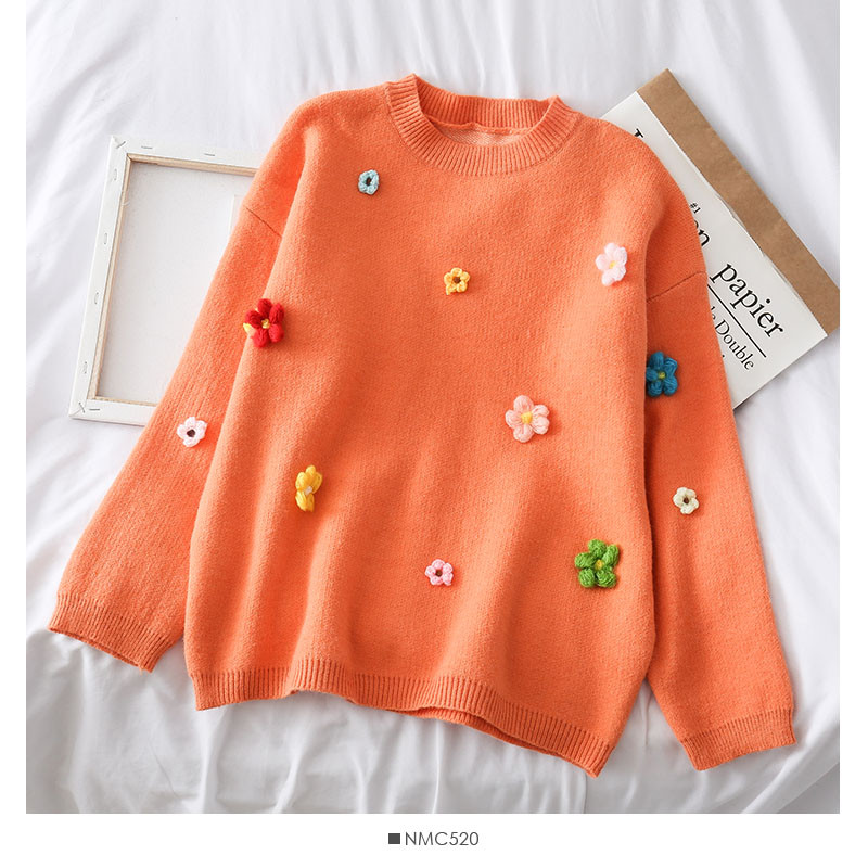 Bluză de damă modernă în cinci culori cu elemente 3D