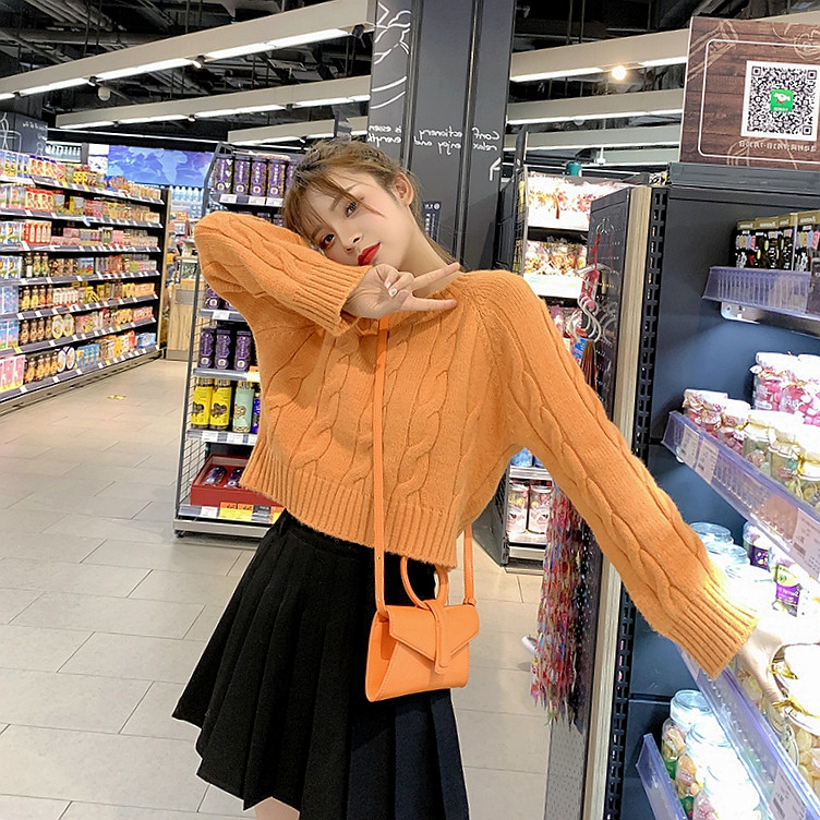 Pulover scurt de dama modern in mai multe culori