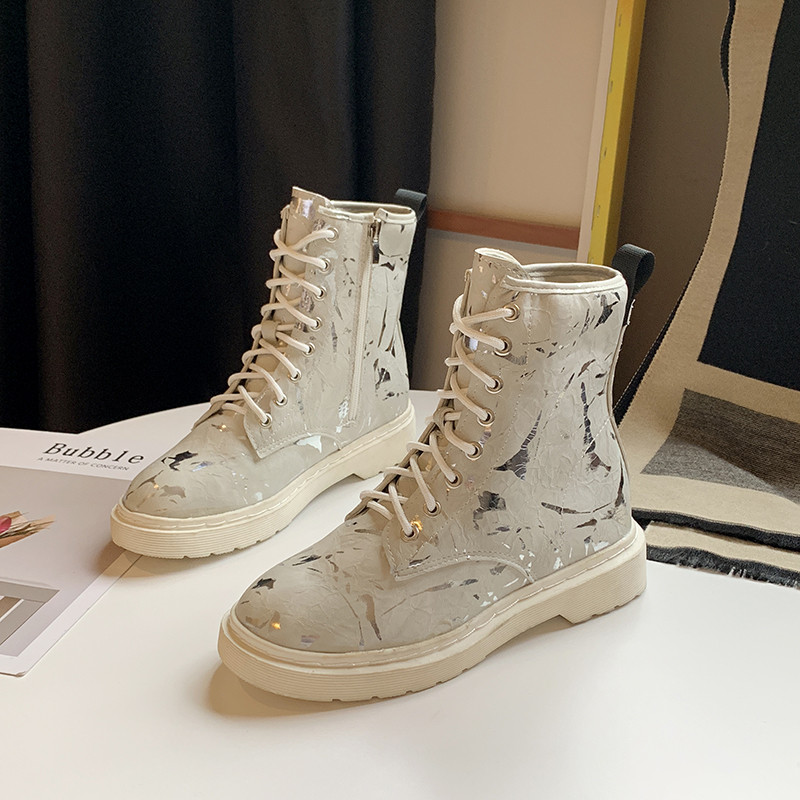 Cizme casual de dama cu talpa plate si sireturi in negru si bej