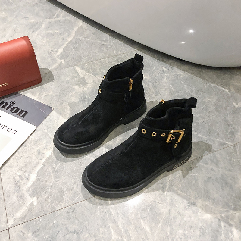 Ghete de dama moderne cu elemente metalice in negru si maro