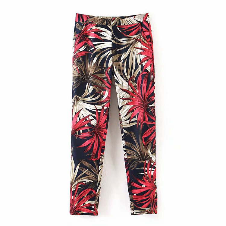 Дълъг втален панталон с флорален десен