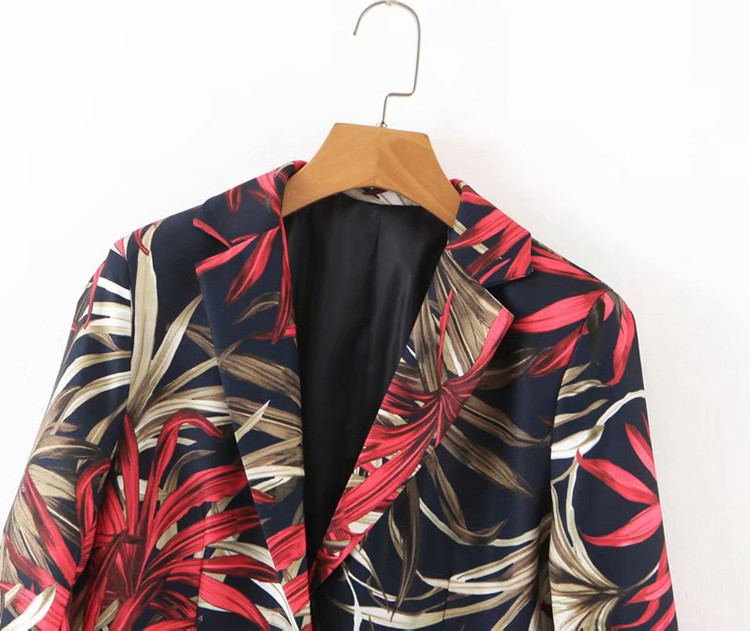 Дамско модерно сако с флорален десен