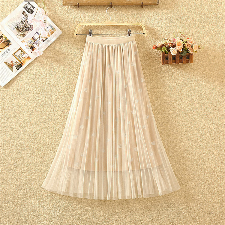 Fusta de dama actuala din catifea in patru culori cu tul