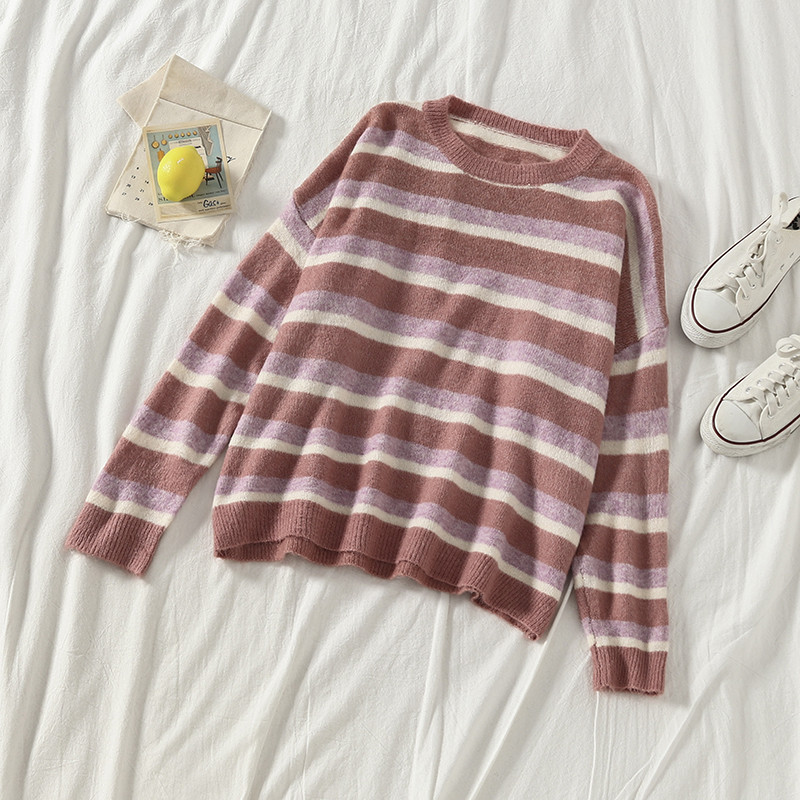 Pulover de damă cu dungi cu decolteu O în două culori