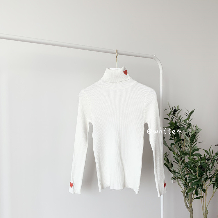 Γυναικείο πουλόβερ με κολάρο και κεντήματα σε διάφορα χρώματα