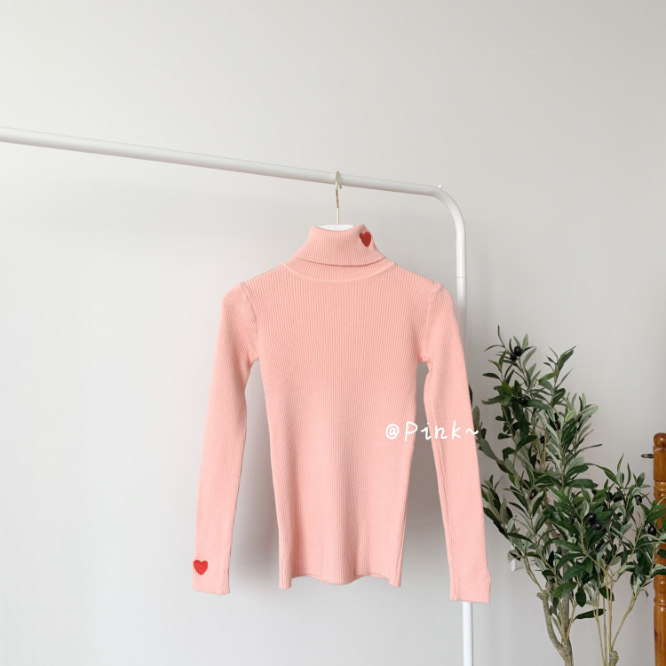 Γυναικείο πουλόβερ με κολάρο και κεντήματα σε διάφορα χρώματα