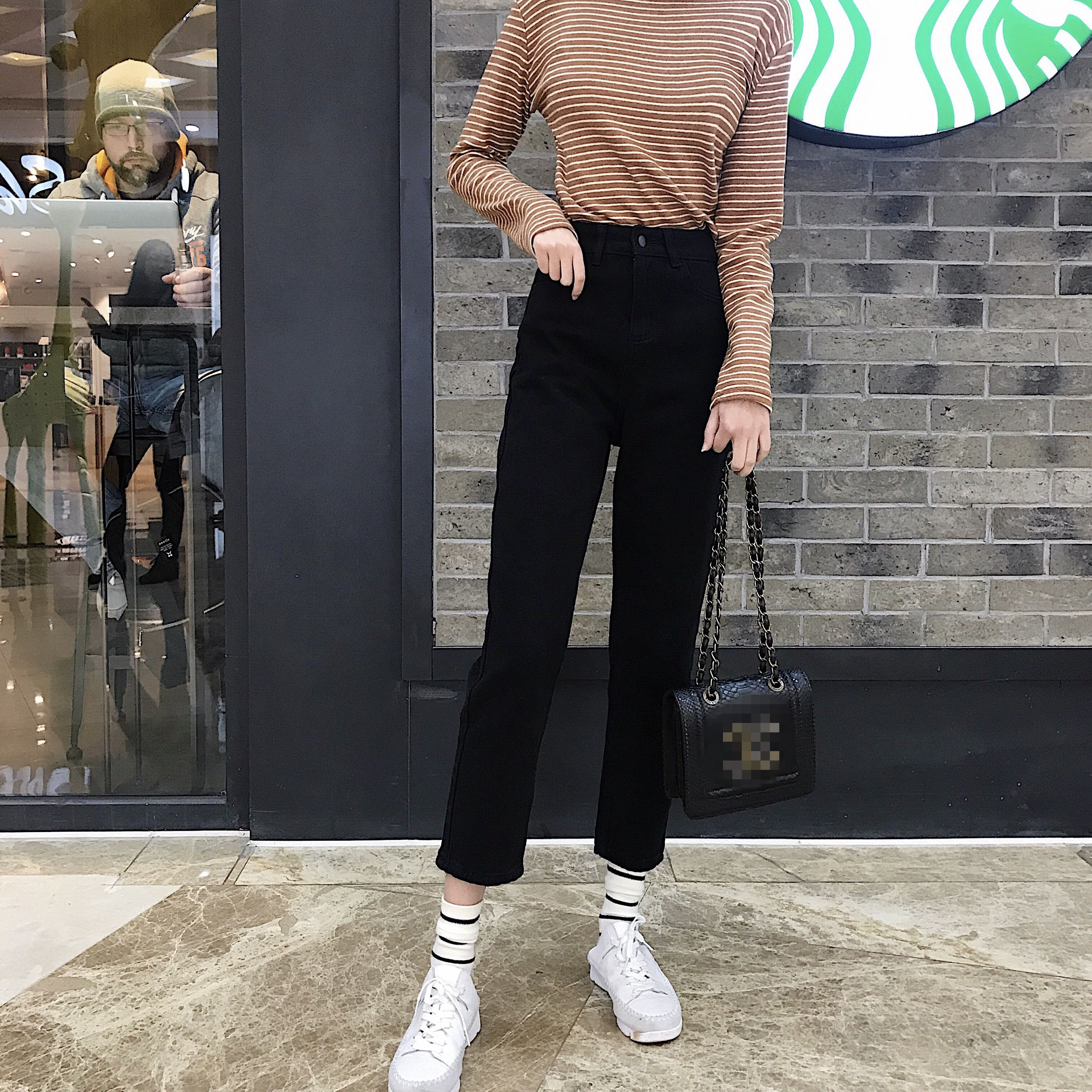 Γυναικέια τζιν  σε τρία χρώματα 9/10  με ψηλή  μέσης