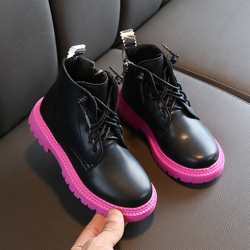 Νέο μοντέλο παιδικές  μπότες σε τρία χρώματα για κορίτσια