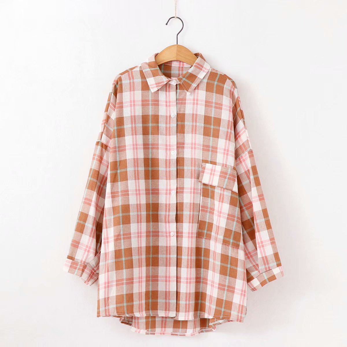 Aktuális női kockás ing gombokkal több színben